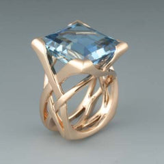 Vintage Rose Gold Blue Zirconia Ring™ | High-Quality Handcrafted Jewelry