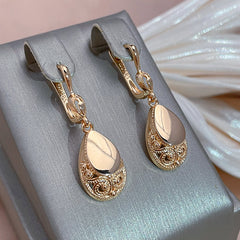 Elegant™ | Golden Drop Earrings